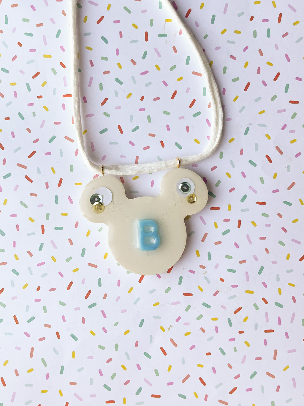 Cream Valentines Heart Keychain – BaconBitCo